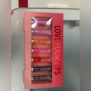 Lip glosses